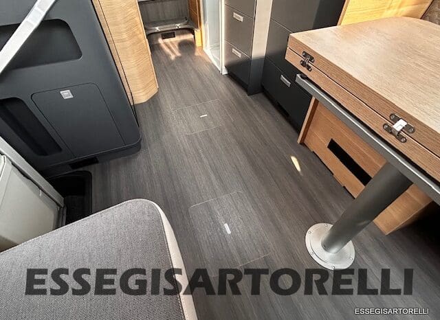 ADRIA MATRIX 60° SELECTION M 650 DL AUTOMATICO SILVER 2026 GEMELLI GARAGE BASCULANTE pieno