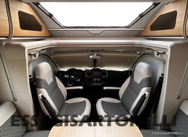 ADRIA MATRIX 60° SELECTION M 650 DL AUTOMATICO SILVER 2026 GEMELLI GARAGE BASCULANTE pieno