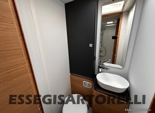 ADRIA MATRIX 60° SELECTION M 650 DL AUTOMATICO SILVER 2026 GEMELLI GARAGE BASCULANTE pieno