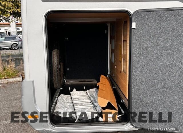 ADRIA MATRIX 60° SELECTION M 650 DL AUTOMATICO SILVER 2026 GEMELLI GARAGE BASCULANTE pieno