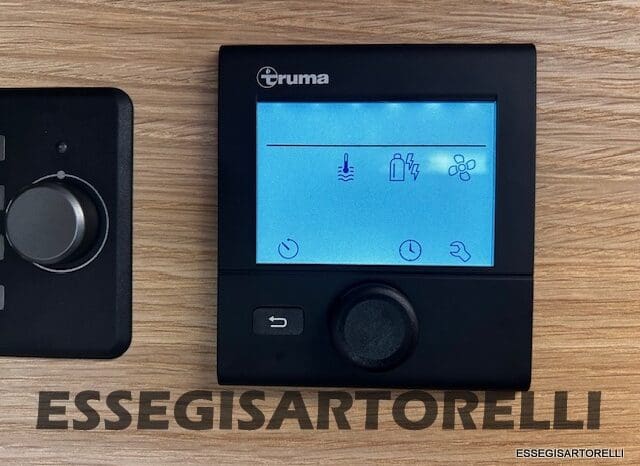 ADRIA MATRIX 60° SELECTION M 650 DL AUTOMATICO SILVER 2026 GEMELLI GARAGE BASCULANTE pieno