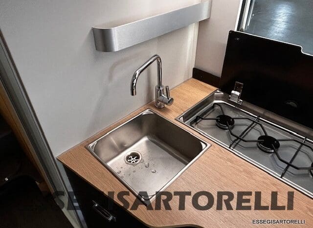 ADRIA MATRIX 60° SELECTION M 650 DL AUTOMATICO SILVER 2026 GEMELLI GARAGE BASCULANTE pieno