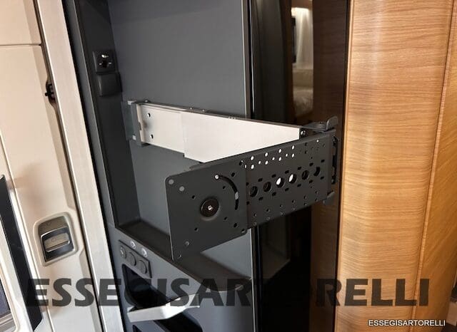 ADRIA MATRIX 60° SELECTION M 650 DL AUTOMATICO SILVER 2026 GEMELLI GARAGE BASCULANTE pieno