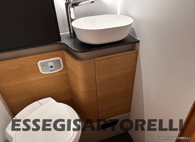 ADRIA MATRIX 60° SELECTION M 650 DL AUTOMATICO SILVER 2026 GEMELLI GARAGE BASCULANTE pieno