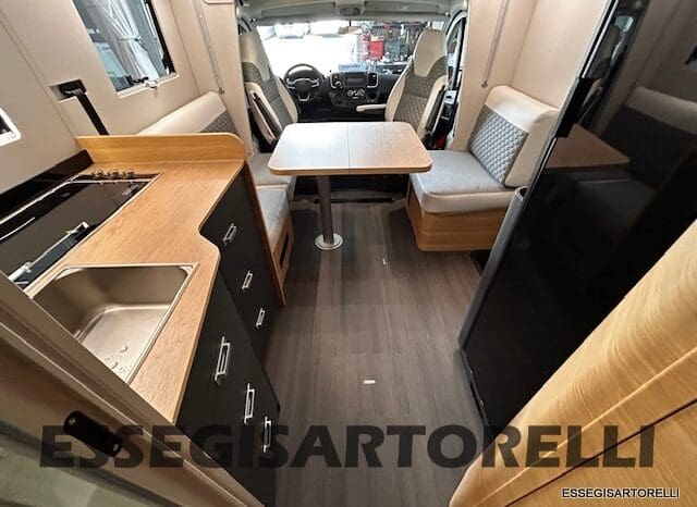 ADRIA MATRIX 60° SELECTION M 650 DL AUTOMATICO SILVER 2026 GEMELLI GARAGE BASCULANTE pieno