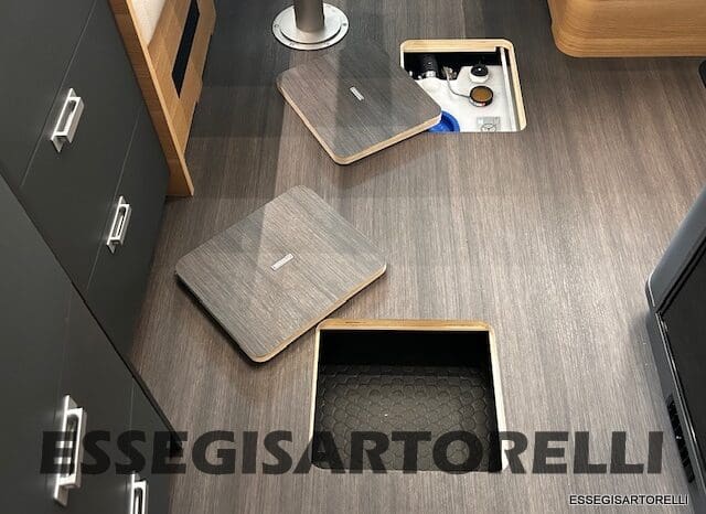 ADRIA MATRIX 60° SELECTION M 650 DL AUTOMATICO SILVER 2026 GEMELLI GARAGE BASCULANTE pieno