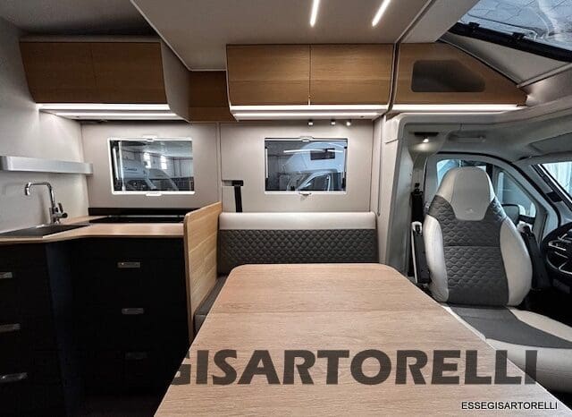 ADRIA MATRIX 60° SELECTION M 650 DL AUTOMATICO SILVER 2026 GEMELLI GARAGE BASCULANTE pieno