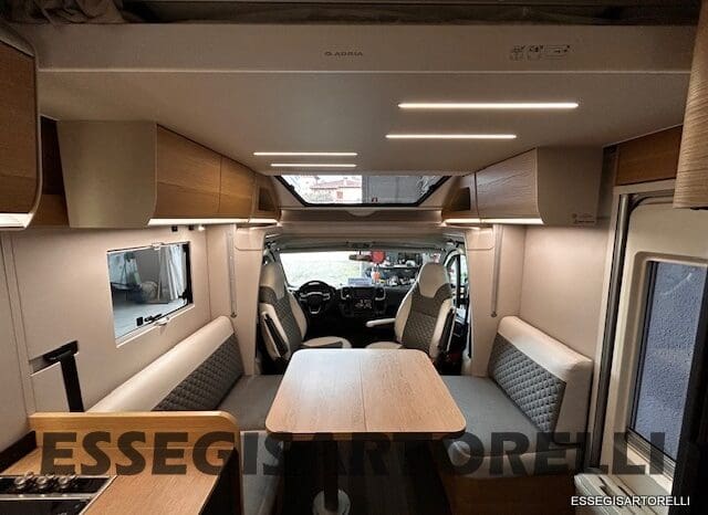 ADRIA MATRIX 60° SELECTION M 650 DL AUTOMATICO SILVER 2026 GEMELLI GARAGE BASCULANTE pieno