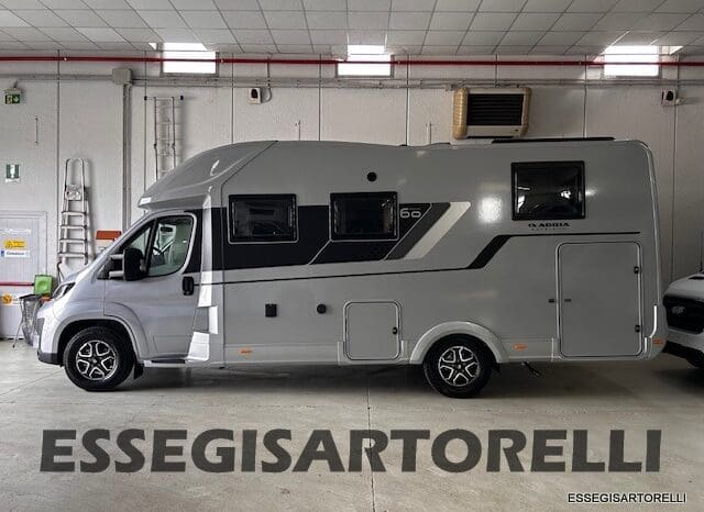 ADRIA MATRIX 60° SELECTION M 650 DL AUTOMATICO SILVER 2026 GEMELLI GARAGE BASCULANTE pieno