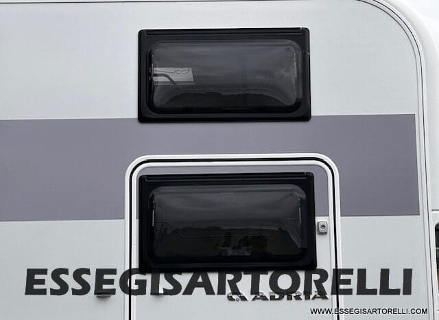 CARAVAN NEW ADRIA ADORA 573 PT 6 POSTI TRUMA COMBI VETRORESINA 2026 pieno