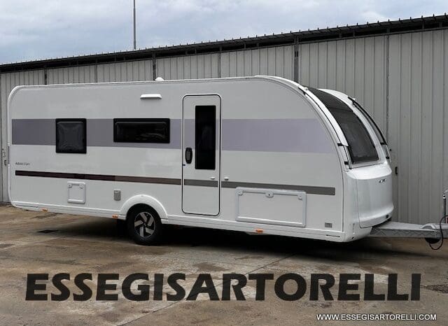 CARAVAN NEW ADRIA ADORA 573 PT 6 POSTI TRUMA COMBI VETRORESINA 2026 pieno