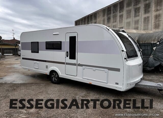 CARAVAN NEW ADRIA ADORA 573 PT 6 POSTI TRUMA COMBI VETRORESINA 2026 pieno