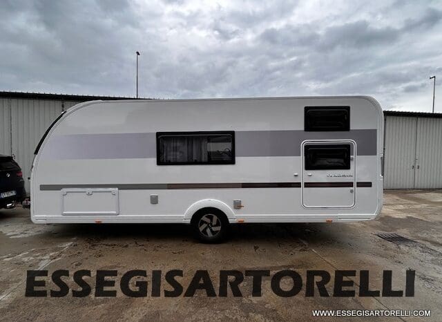 CARAVAN NEW ADRIA ADORA 573 PT 6 POSTI TRUMA COMBI VETRORESINA 2026 pieno