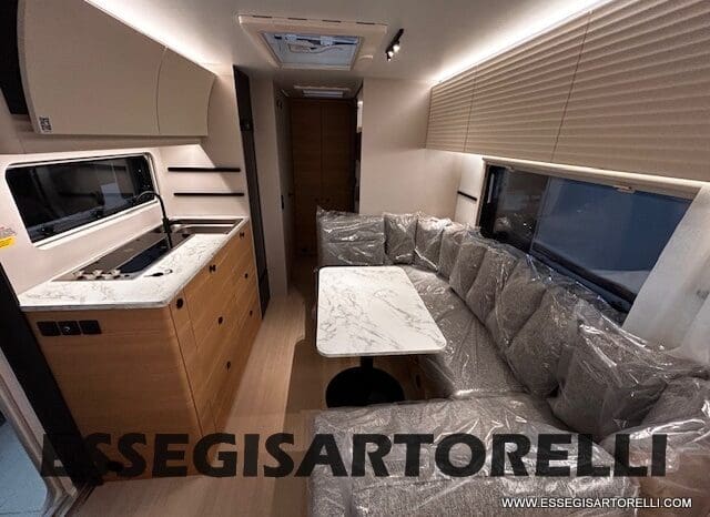CARAVAN NEW ADRIA ADORA 573 PT 6 POSTI TRUMA COMBI VETRORESINA 2026 pieno