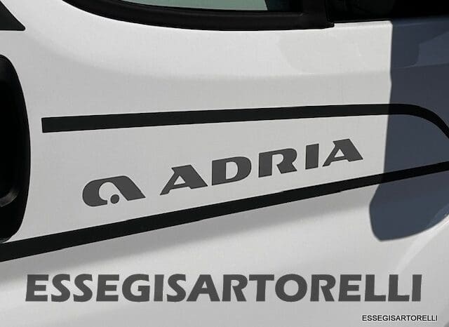 ADRIA 60° NEW CORAL XL A 600 DP GAMMA 2026 NEW DUCATO UCONNECT 699 cm pieno