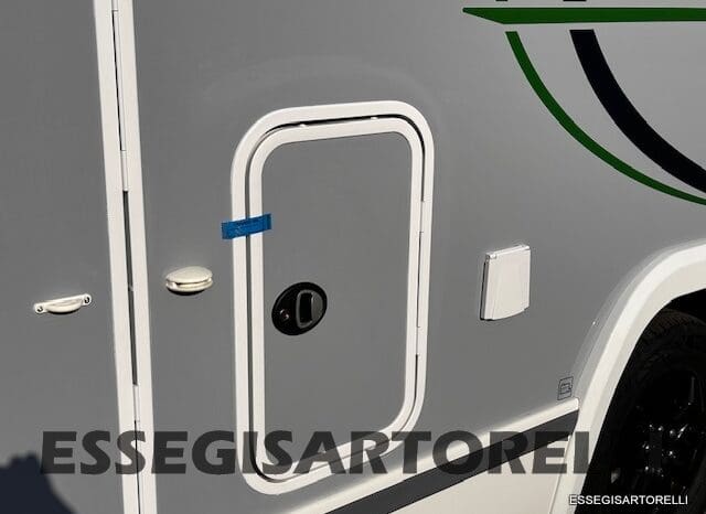 NEW MY 2026 CHAUSSON TITANIUM 797 FORD 165 CV AUTOMATICO GEMELLI pieno