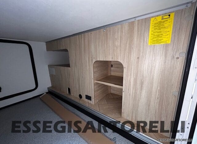 NEW MY 2026 CHAUSSON TITANIUM 797 FORD 165 CV AUTOMATICO GEMELLI pieno
