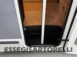 NEW MY 2026 CHAUSSON TITANIUM 797 FORD 165 CV AUTOMATICO GEMELLI pieno