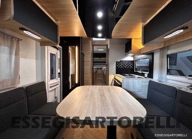 NEW MY 2026 CHAUSSON TITANIUM 797 FORD 165 CV AUTOMATICO GEMELLI pieno