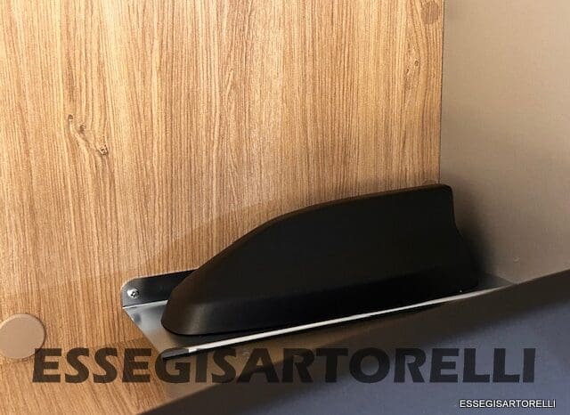 NEW MY 2026 CHAUSSON TITANIUM 797 FORD 165 CV AUTOMATICO GEMELLI pieno