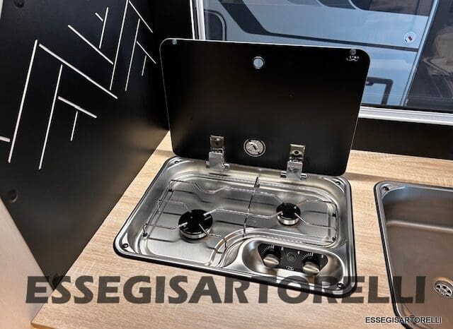 NEW MY 2026 CHAUSSON TITANIUM 797 FORD 165 CV AUTOMATICO GEMELLI pieno