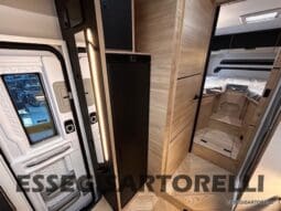 NEW MY 2026 CHAUSSON TITANIUM 797 FORD 165 CV AUTOMATICO GEMELLI pieno
