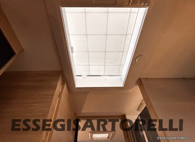 NEW MY 2026 CHAUSSON TITANIUM 797 FORD 165 CV AUTOMATICO GEMELLI pieno