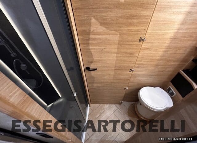 NEW MY 2026 CHAUSSON TITANIUM 797 FORD 165 CV AUTOMATICO GEMELLI pieno