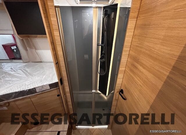 NEW MY 2026 CHAUSSON TITANIUM 797 FORD 165 CV AUTOMATICO GEMELLI pieno