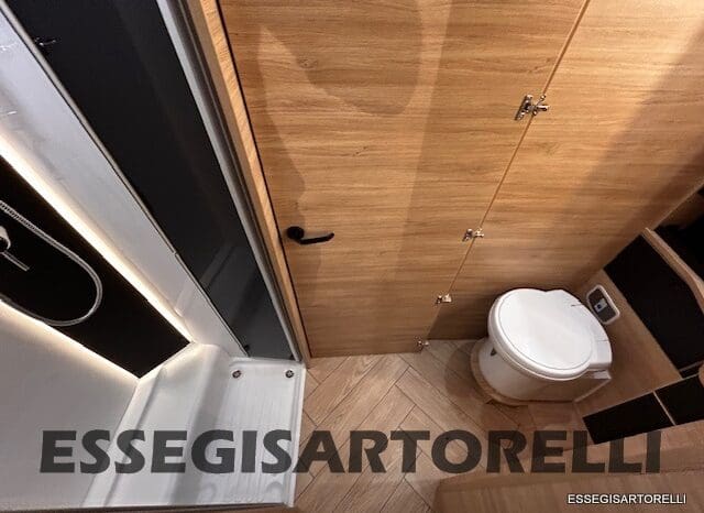 NEW MY 2026 CHAUSSON TITANIUM 797 FORD 165 CV AUTOMATICO GEMELLI pieno