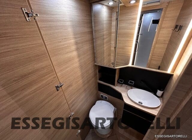 NEW MY 2026 CHAUSSON TITANIUM 797 FORD 165 CV AUTOMATICO GEMELLI pieno