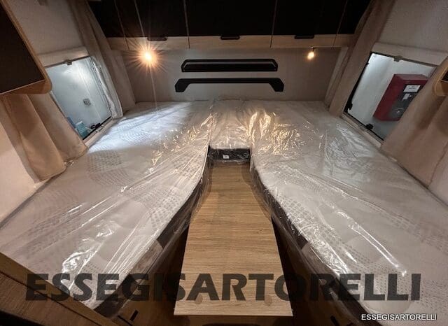 NEW MY 2026 CHAUSSON TITANIUM 797 FORD 165 CV AUTOMATICO GEMELLI pieno