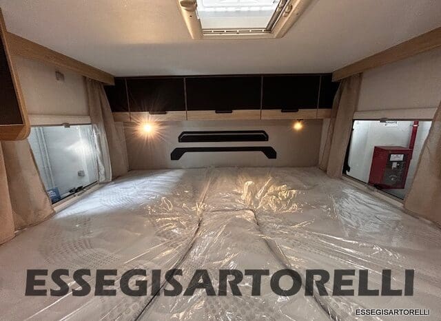 NEW MY 2026 CHAUSSON TITANIUM 797 FORD 165 CV AUTOMATICO GEMELLI pieno