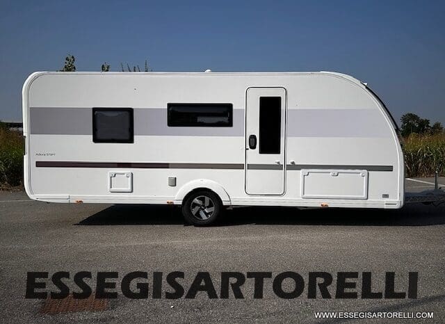 CARAVAN NEW ADRIA ADORA 573 PT 6 POSTI TRUMA COMBI VETRORESINA 2026 pieno