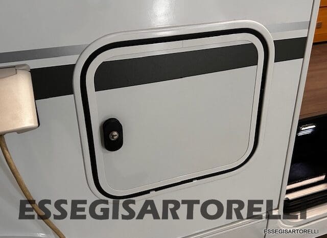 ADRIA 60° NEW CORAL XL A 600 DP GAMMA 2026 NEW DUCATO UCONNECT 699 cm pieno