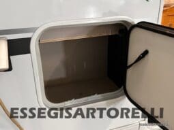 ADRIA 60° NEW CORAL XL A 600 DP GAMMA 2026 NEW DUCATO UCONNECT 699 cm pieno