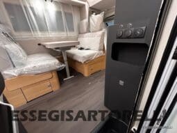 ADRIA 60° NEW CORAL XL A 600 DP GAMMA 2026 NEW DUCATO UCONNECT 699 cm pieno