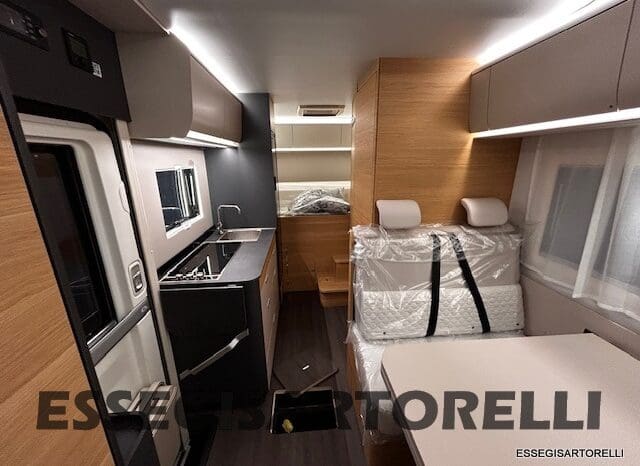 ADRIA 60° NEW CORAL XL A 600 DP GAMMA 2026 NEW DUCATO UCONNECT 699 cm pieno