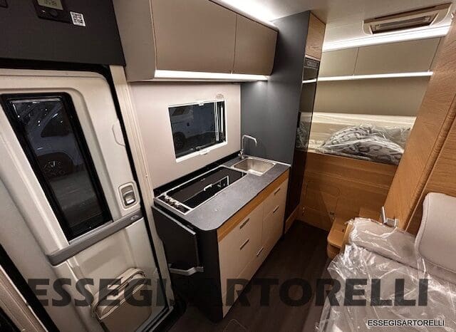 ADRIA 60° NEW CORAL XL A 600 DP GAMMA 2026 NEW DUCATO UCONNECT 699 cm pieno
