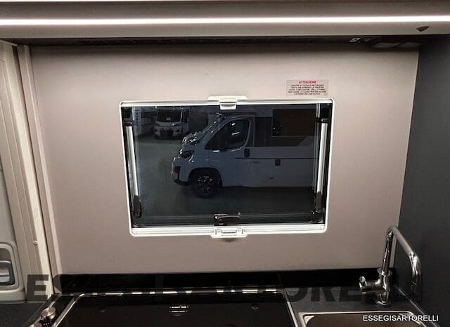 ADRIA 60° NEW CORAL XL A 600 DP GAMMA 2026 NEW DUCATO UCONNECT 699 cm pieno