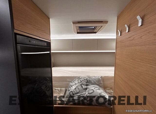 ADRIA 60° NEW CORAL XL A 600 DP GAMMA 2026 NEW DUCATO UCONNECT 699 cm pieno