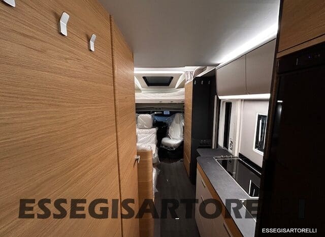 ADRIA 60° NEW CORAL XL A 600 DP GAMMA 2026 NEW DUCATO UCONNECT 699 cm pieno