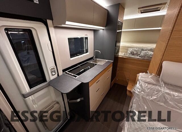 ADRIA 60° NEW CORAL XL A 600 DP GAMMA 2026 NEW DUCATO UCONNECT 699 cm pieno