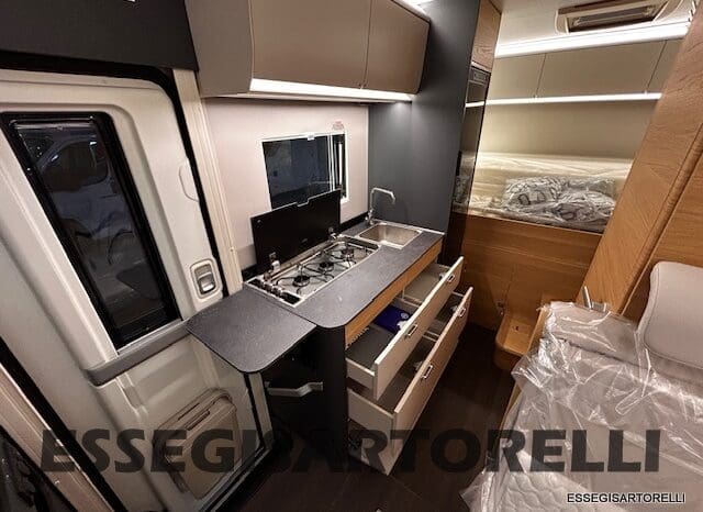 ADRIA 60° NEW CORAL XL A 600 DP GAMMA 2026 NEW DUCATO UCONNECT 699 cm pieno