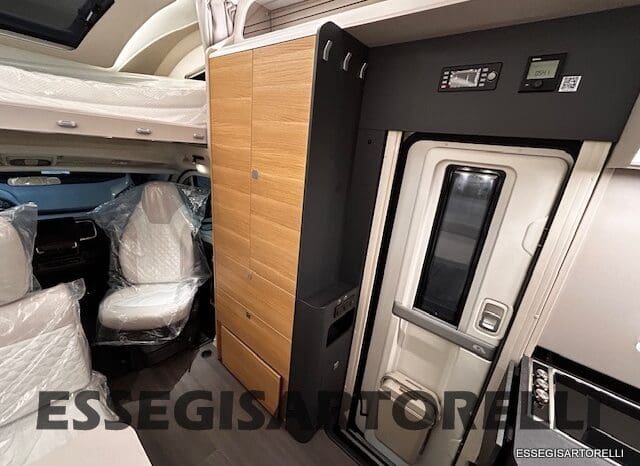 ADRIA 60° NEW CORAL XL A 600 DP GAMMA 2026 NEW DUCATO UCONNECT 699 cm pieno