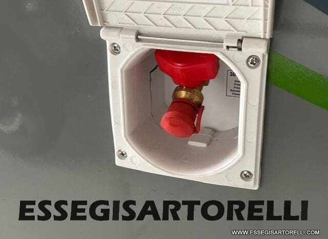 NEW MY 2026 CHAUSSON TITANIUM 797 FORD 165 CV AUTOMATICO GEMELLI pieno