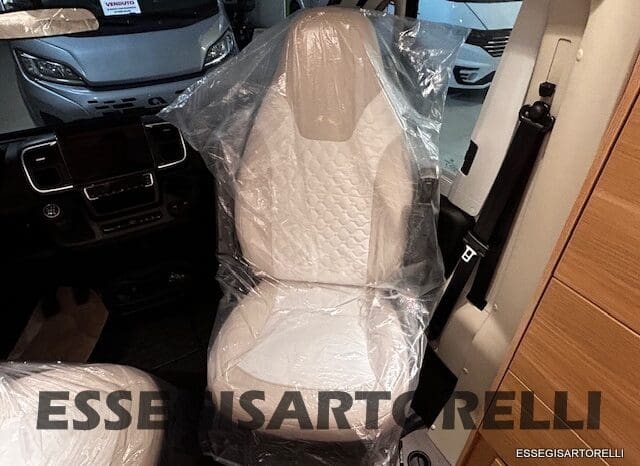 ADRIA 60° NEW CORAL XL A 600 DP GAMMA 2026 NEW DUCATO UCONNECT 699 cm pieno