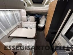 ADRIA 60° NEW CORAL XL A 600 DP GAMMA 2026 NEW DUCATO UCONNECT 699 cm pieno