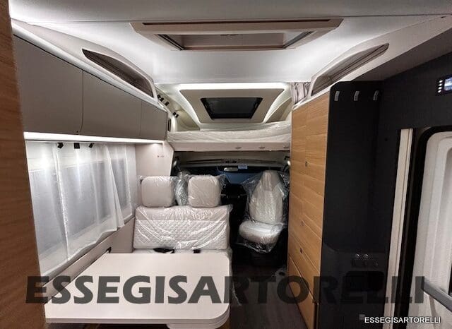 ADRIA 60° NEW CORAL XL A 600 DP GAMMA 2026 NEW DUCATO UCONNECT 699 cm pieno