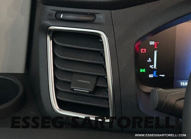 NEW MY 2026 CHAUSSON TITANIUM 797 FORD 165 CV AUTOMATICO GEMELLI pieno